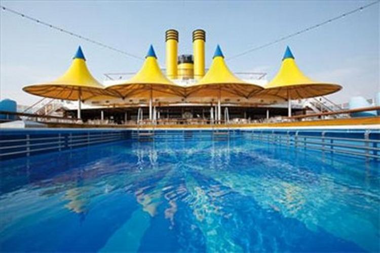 Costa Luminosa.jpg