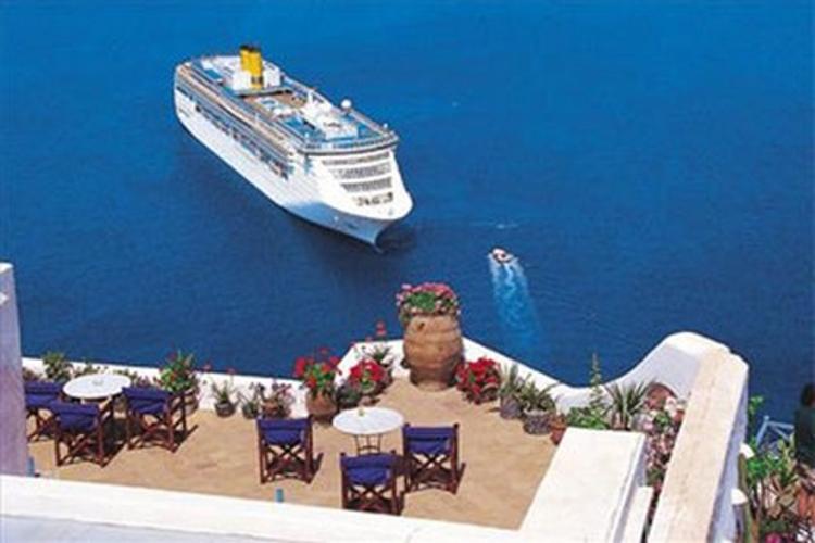 Costa Victoria.jpg