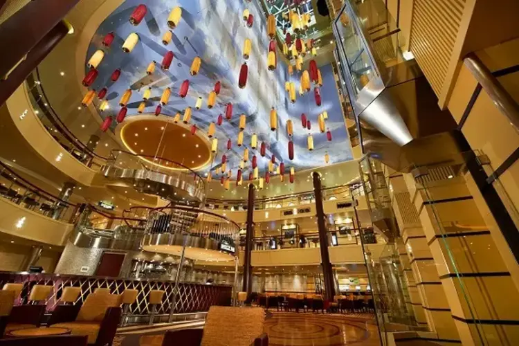 Carnival Breeze.webp