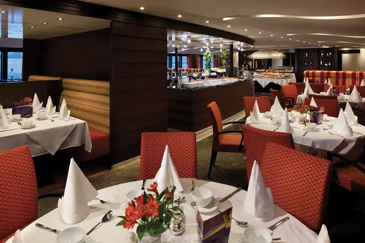 ataglance_amacerto_dining.webp