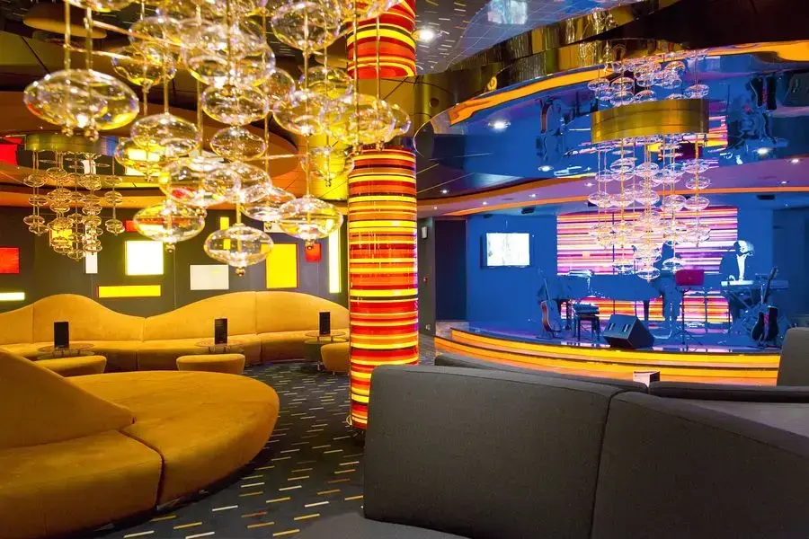 12_Ship_Golden_Jazz_Bar.webp