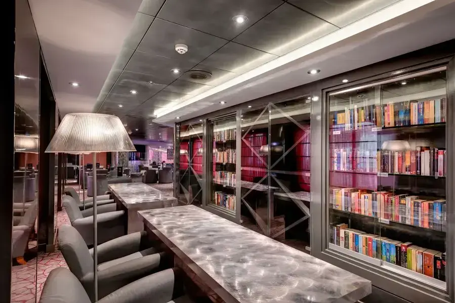 LoungeLibr40.webp