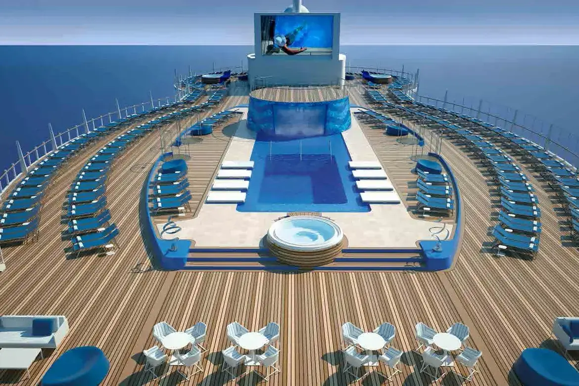 upper_pool_deck16.webp