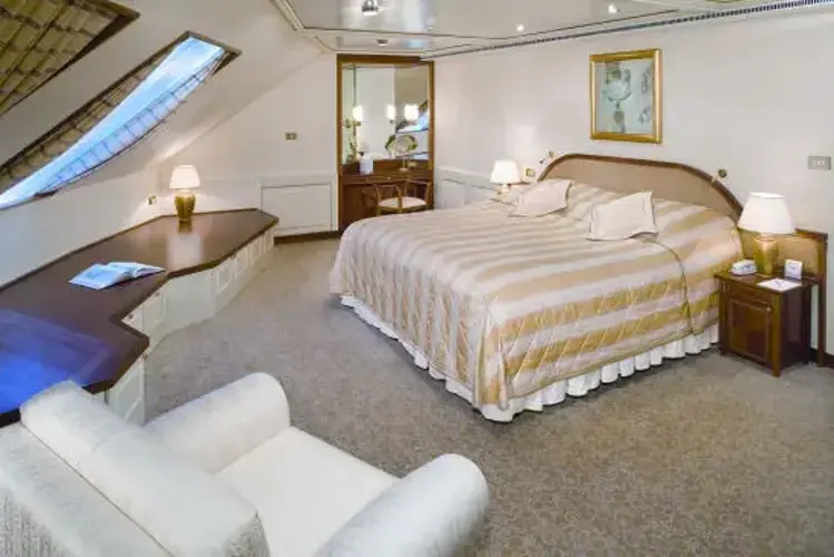 GRAND SUITE.webp