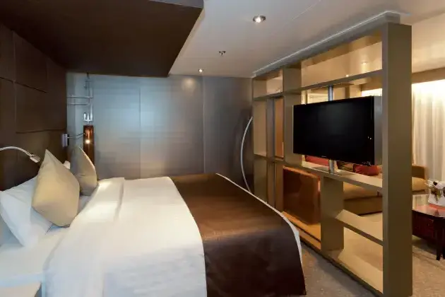 771x420px-FULLY-EQUIPPED-CRUISING-above-STATEROOMS.webp