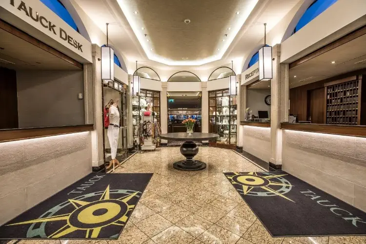 BW Reception-Hall-5838.webp