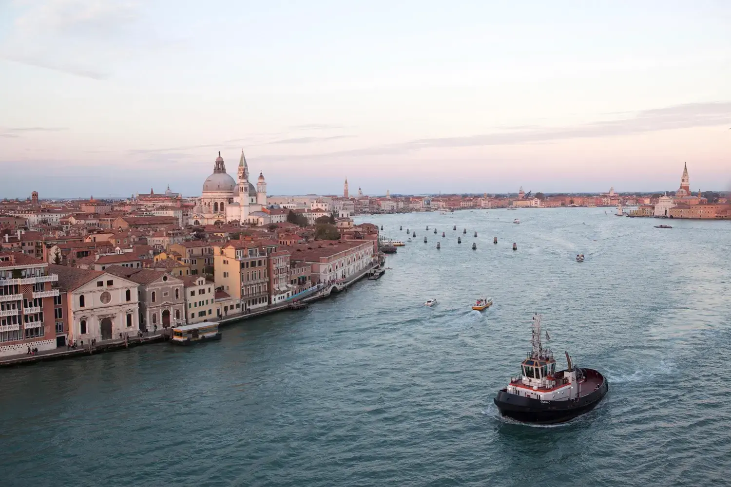 Վճարովի մուտք կղզի. Վենետիկ