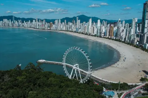 Бальнеариу-Камбориу / Бразилия