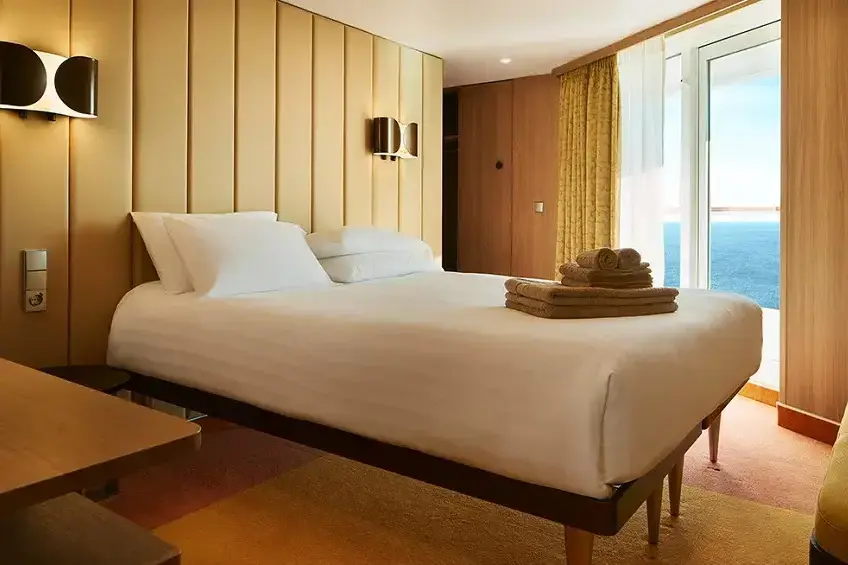 1 costa-smeralda-suite.webp