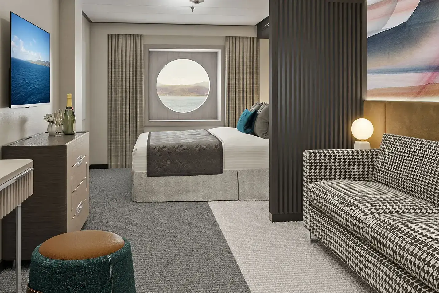 1 NCL_Luna_Outside_O1.webp