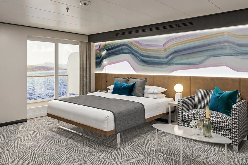 NCL_ClubBalconySuite_M2_2.jpg