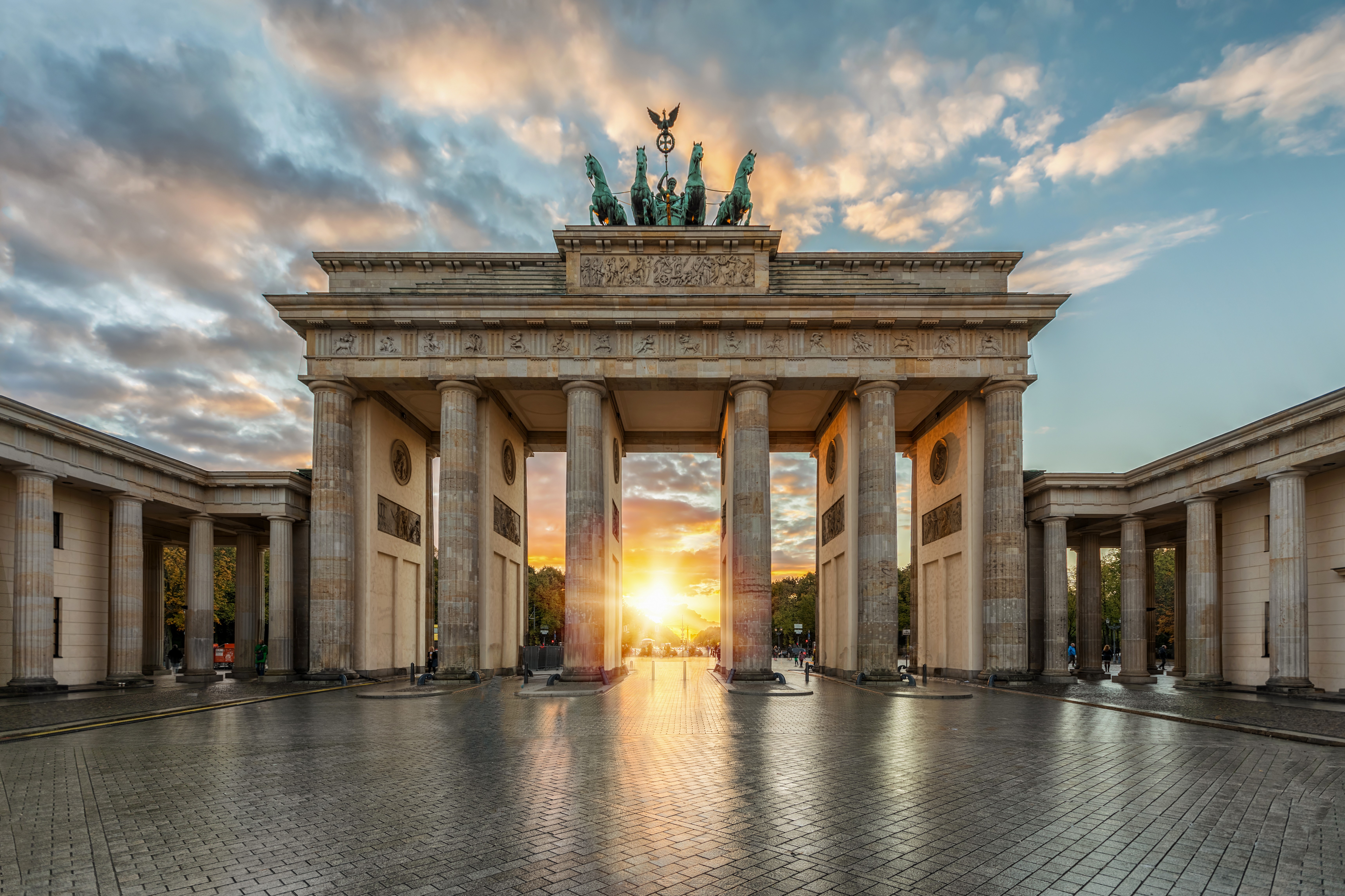 berlin-adobestock-176098557.jpeg