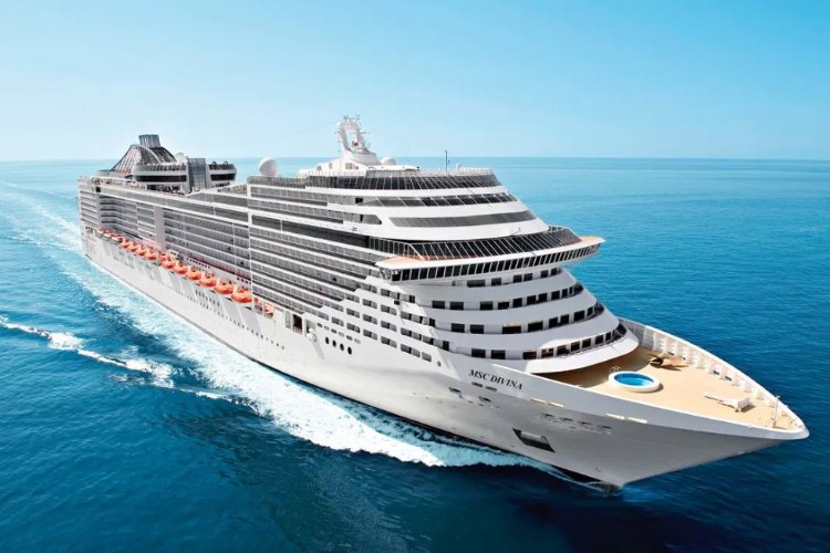 MSC DIVINA.JPG