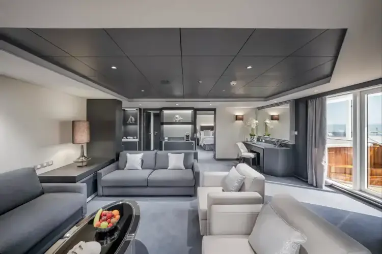 MSC23019289MSC Euribia MSC Yacht Club Royal Suite with whirlpool bath (YC3).webp