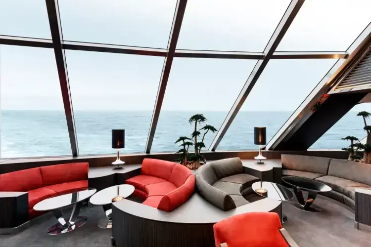 MSC19001379MSC Grandiosa, MSC Yacht Club - Top Sail Lounge.webp