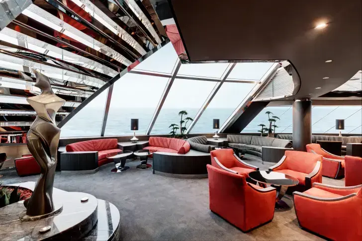 MSC19001384MSC Grandiosa, MSC Yacht Club - Top Sail Lounge.webp