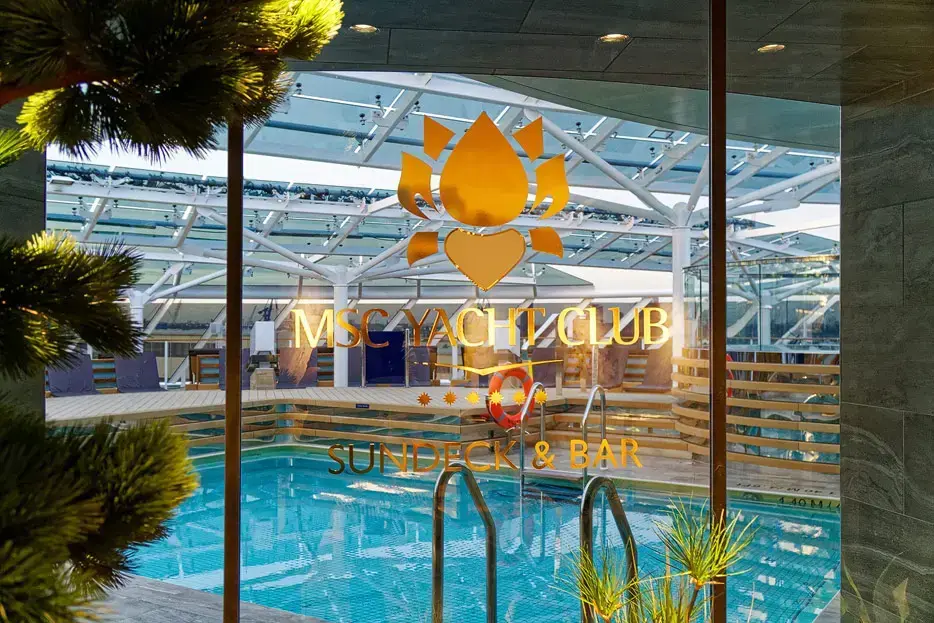 msc-grandiosa-yacht-club-03-sundeck-.webp