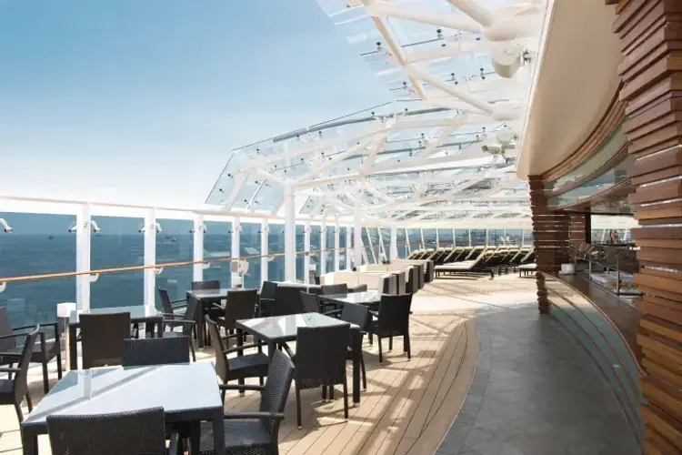 MSC17010802MSC Meraviglia, MSC Yacht Club Grill.webp