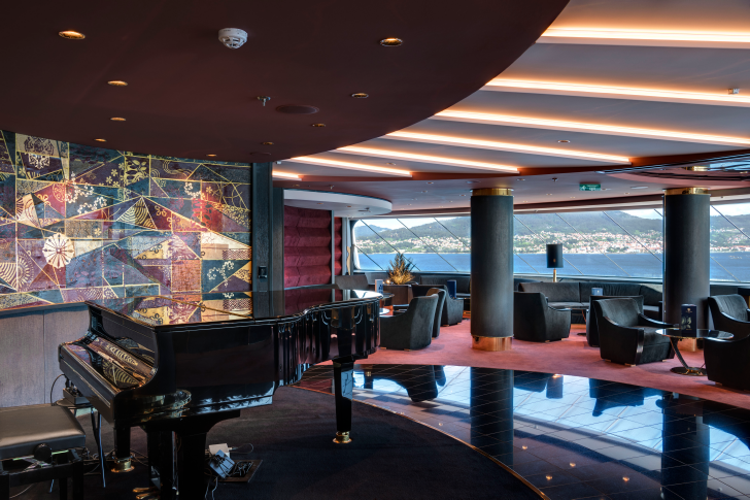 MSC17010859MSC Meraviglia, MSC Yacht Club - Top Sail Lounge.png