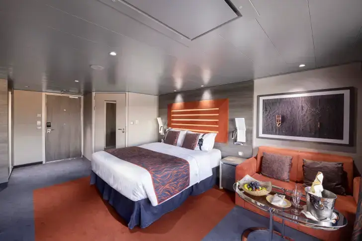 MSC18017738MSC Meraviglia, MSC Yacht Club Deluxe Suite for guest with disabilities or reduced mobility (YC1).webp