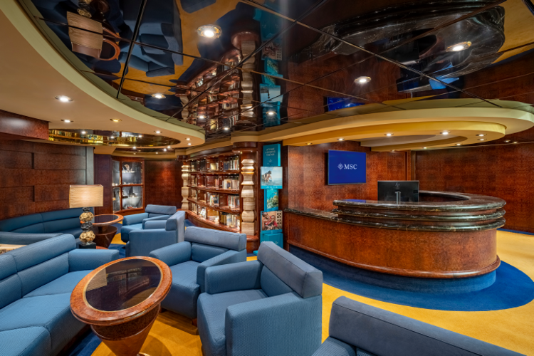 MSC25042573MSC Splendida, MSC Yacht Club - Concierce Area, Library.png