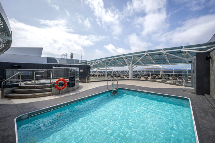 MSC25040127MSC World America, MSC Yacht Club Sundeck & Pool.png