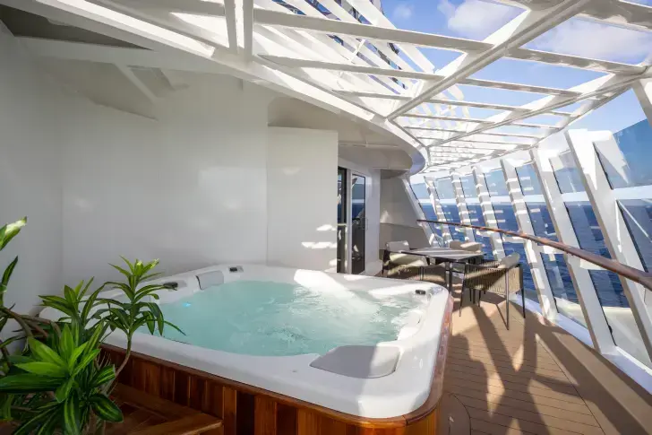 MSC25042085MSC World America, MSC Yacht Club Royal Suite (YC3).webp