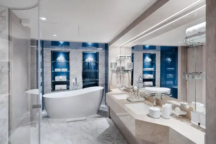 MSC23015131MSC World Europa, MSC Yacht Club Owner's Suite with Whirlpool bath (YC4).webp