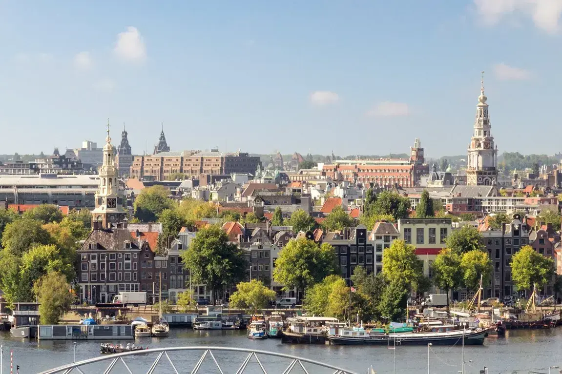csm_AdobeStock_80906279_Amsterdam_8a24f49e5f.webp