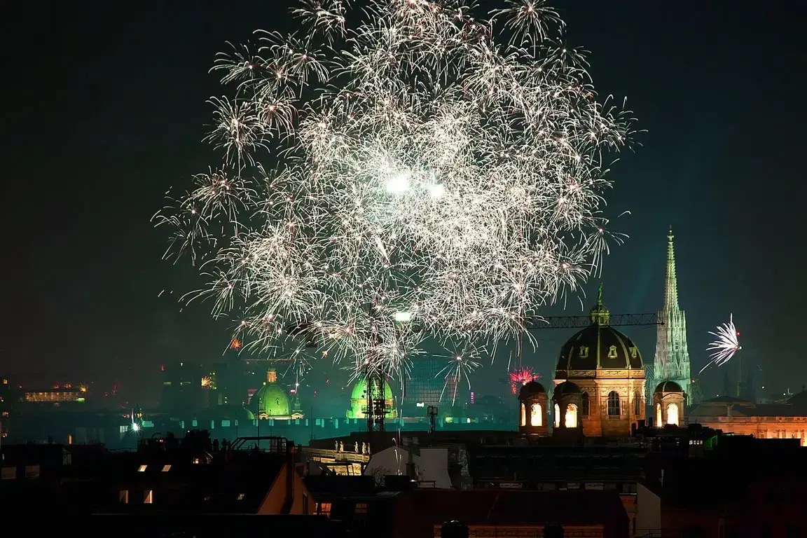 csm_DO_DLX_WIEN_SILVESTER_FEUERWERK_01_39L_6806818a68.webp