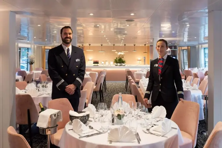 Restaurant.4.webp