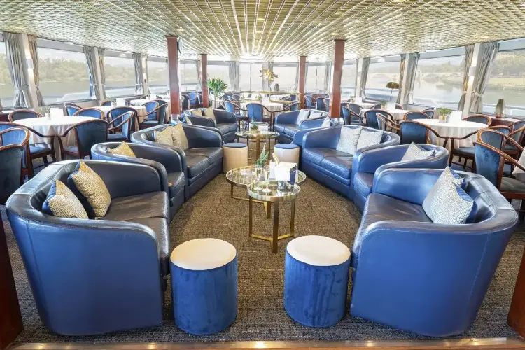 salon bar.webp
