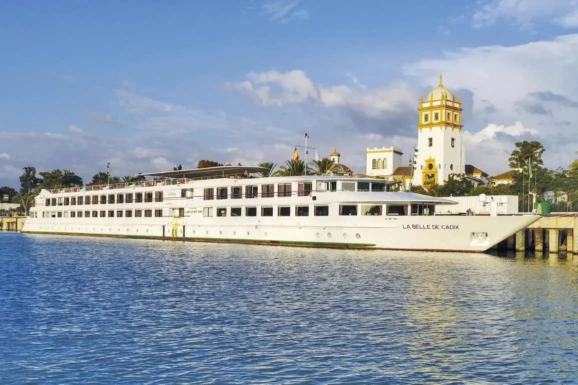 MS La Belle de Cadix 2.webp