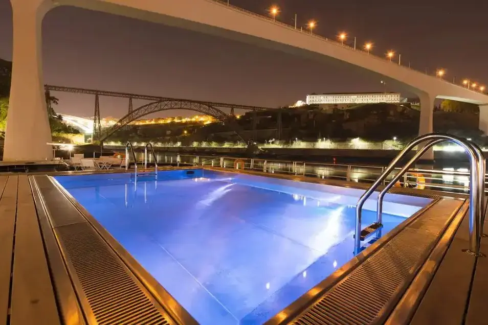 Miguel Torga Pool 1.webp