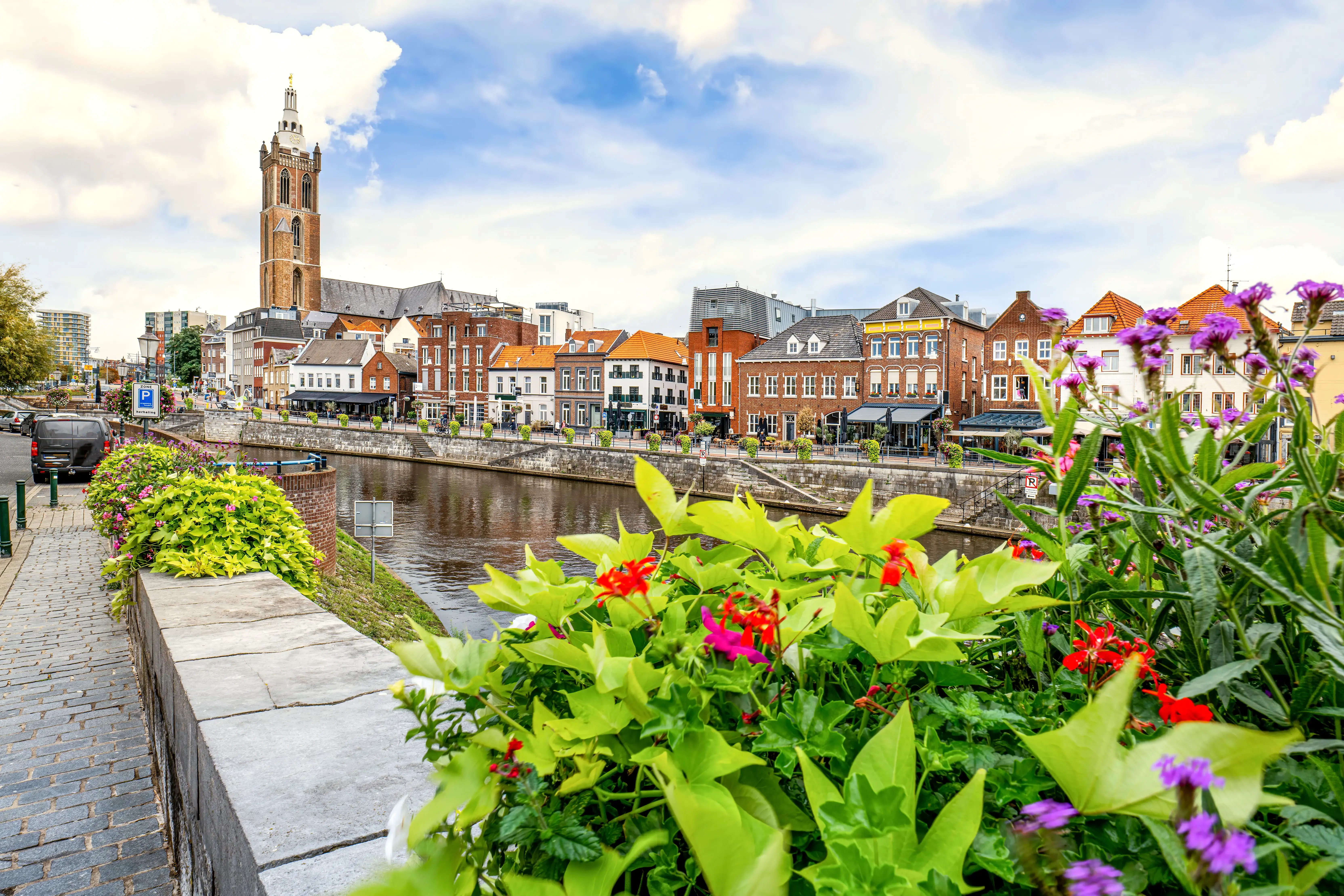 roermond-adobestock-557366469.webp