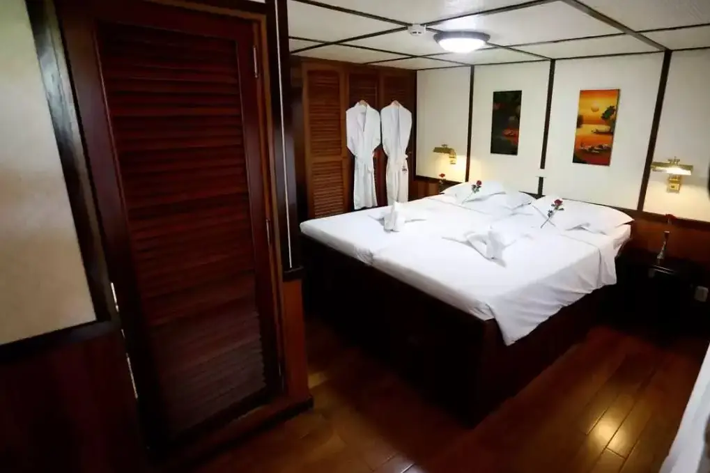 RV Indochine cabin 2 CroisiEurope.webp