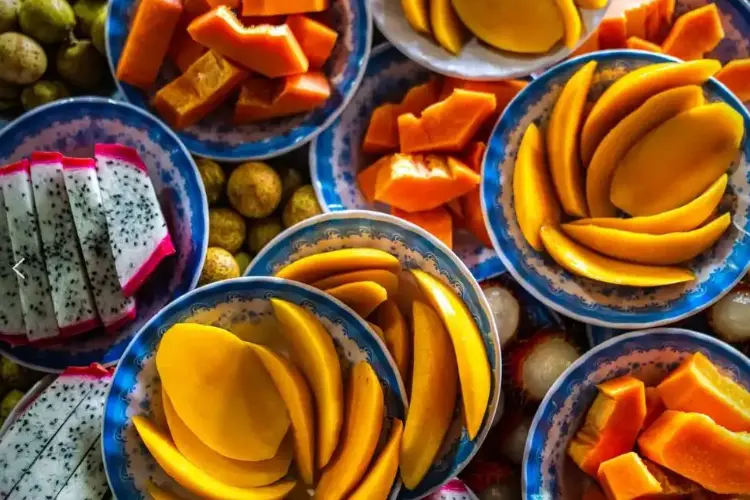 RV Indochine II 10.4 Restaurant.webp