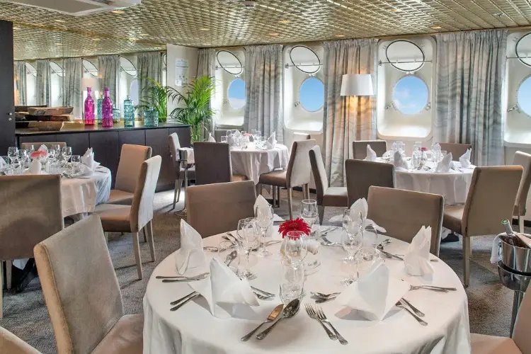 ms-la-belle-de-la-adriatique-restaurant-lg.webp