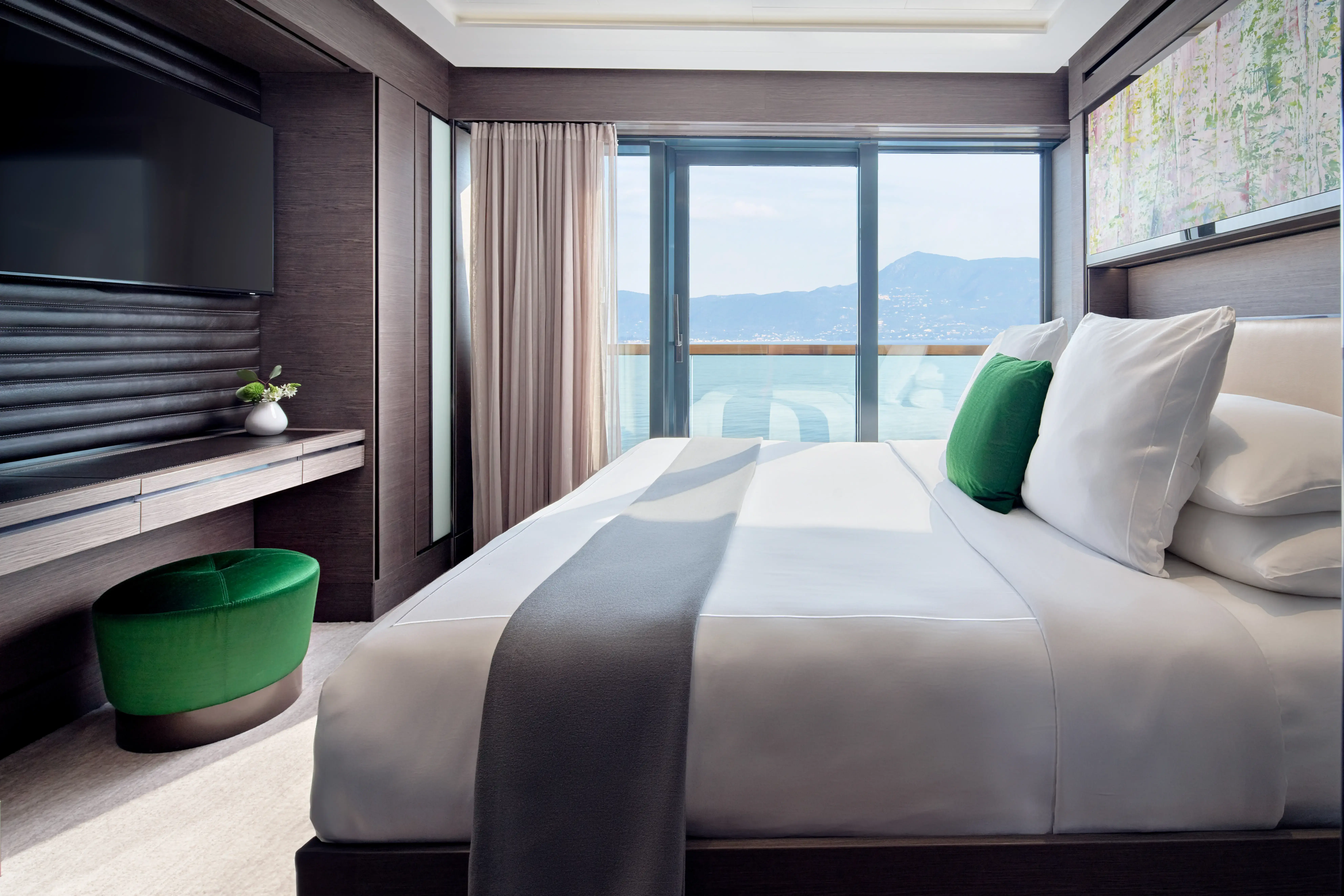 EV_2023_View Suite_002.webp