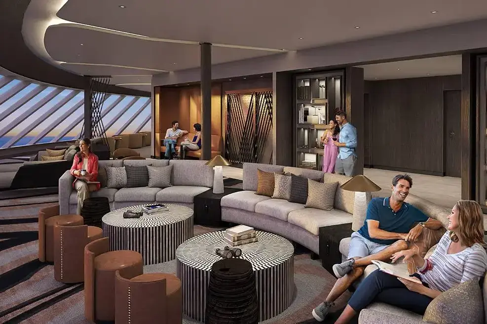 NCL_Luna_ObservationLounge.webp